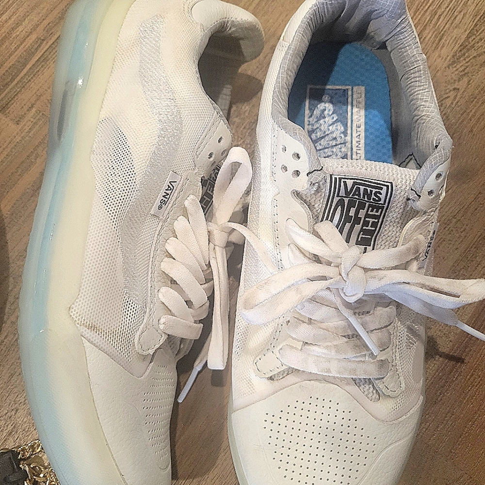 Van's Evdnt Ultimate Waffle Shoe sz 8